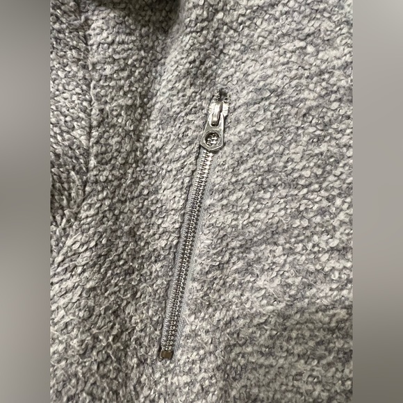 Ana Sweater , Size M Gray color Good condition Used - Picture 8 of 12